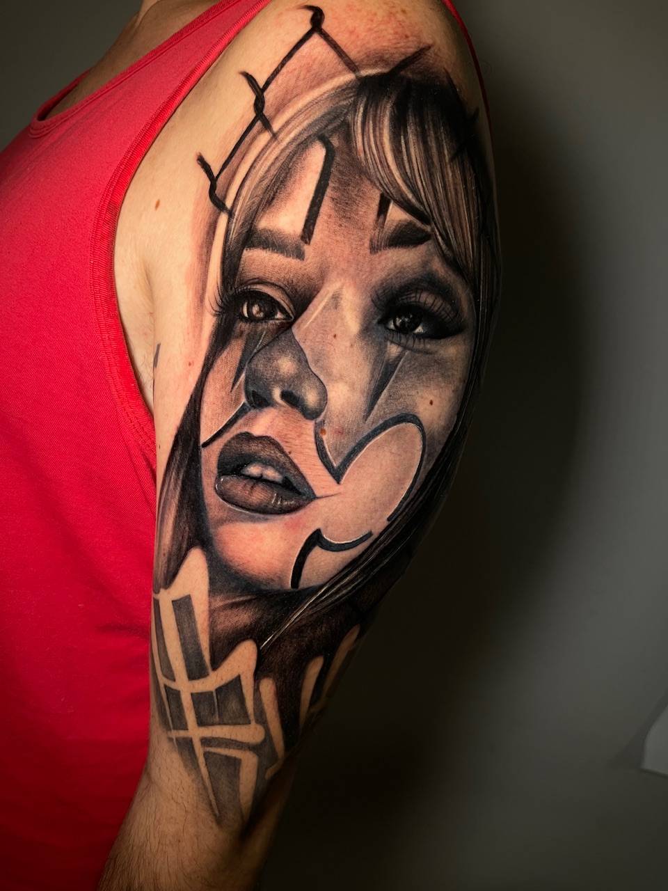Tatuaggio realistico Orbassano
