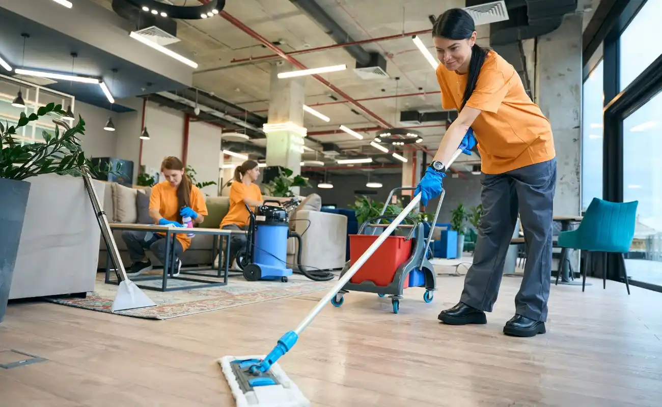 Impresa di pulizie per uffici a Novara: guida operativa Easy Clean per standard e controllo