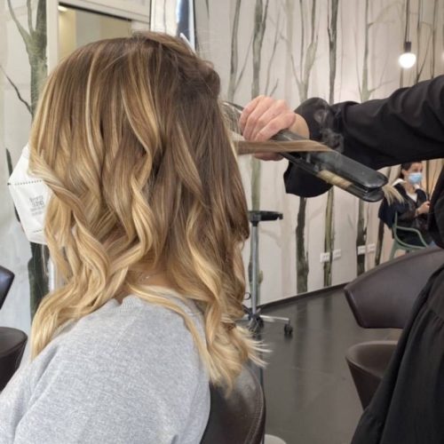 Schiaritura capelli a Reggio Emilia