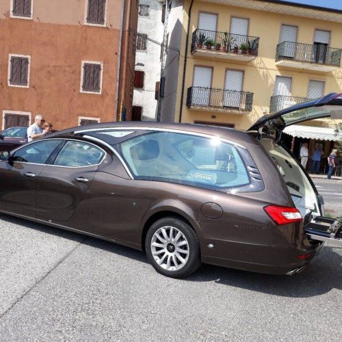 Agenzia funebre a Roverè Veronese