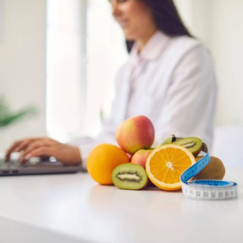 Perché Rivolgersi a un Nutrizionista per Migliorare il Tuo Stile di Vita