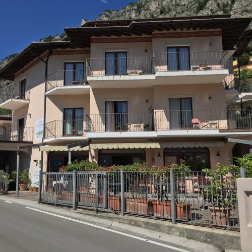 HOTEL A LIMONE SUL GARDA