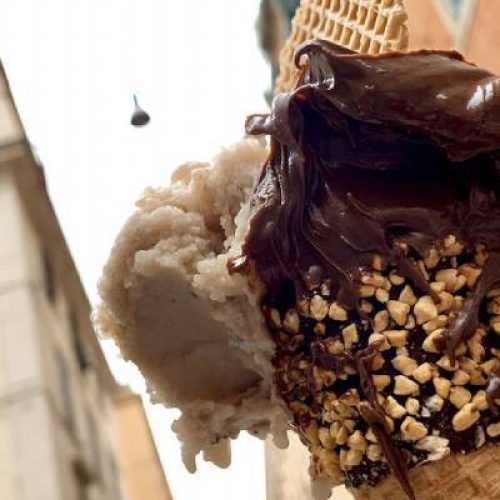 Gelateria artigianale vicino al Colosseo a Roma
