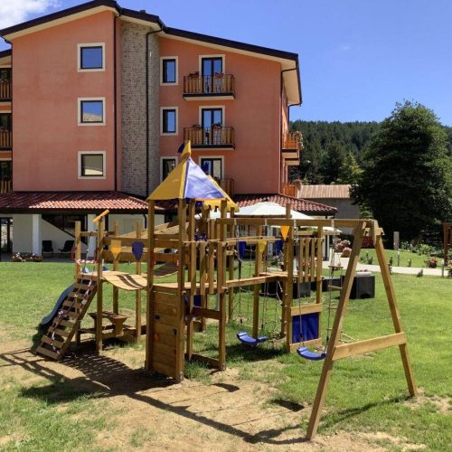 HOTEL CON AREA GIOCHI PER BAMBINI PARCO NAZIONALE DELLA SILA