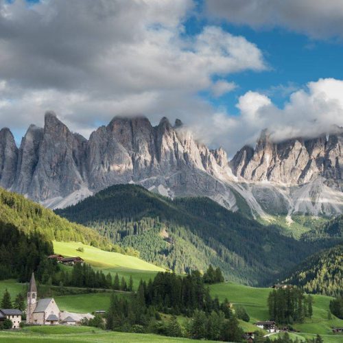 Hotel Zentral: un viaggio nel cuore delle Dolomiti e dei sapori locali