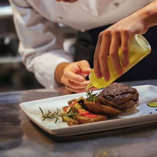 Oltremare Cucina e Brace: Ristorante di Carne e Pesce a Torvaianica