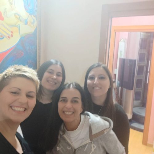 Ricostruzione unghie a Roma Talenti   