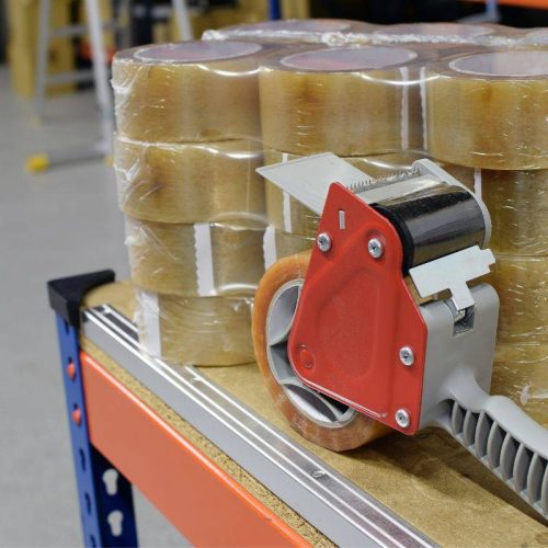 Come Scegliere i Migliori Nastri Adesivi per Imballaggio a Fabriano