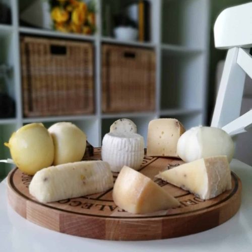 Vendita formaggio latte vaccino a Castel Morrone