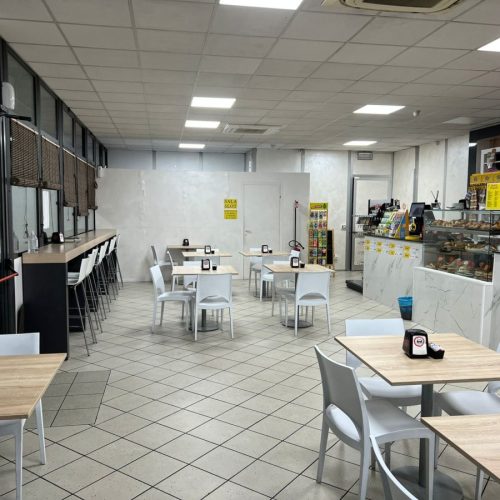 Area di servizio con ristorante a Reggio Emilia