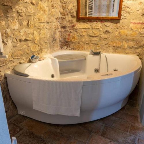 Camere con vasca idromassaggio a Umbertide