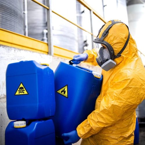 84100 Ingegneria s.r.l.: Esperti nella Gestione di Rifiuti Speciali e Pericolosi a Salerno