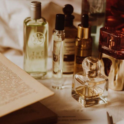 Oriental Perfumes: Scopri le Migliori Essenze Profumate Online