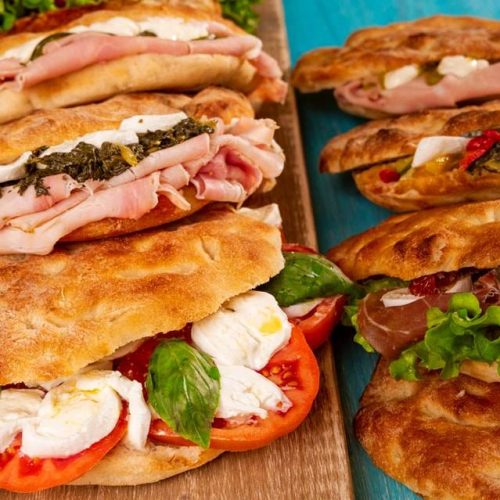 Pan focaccia artigianale farcito a Pinerolo